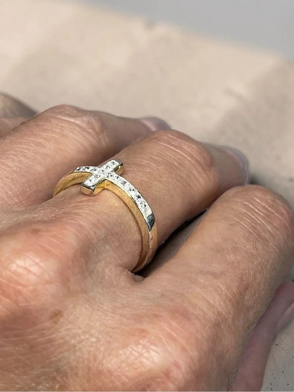 Delicate Sideways Pave Rhinestone Cross Gold Tone Band Ring Size 7.75